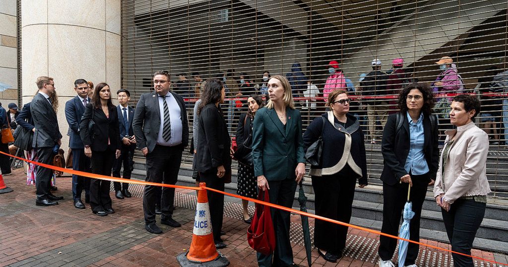 Hongkong schickt Demokratieaktivisten für Jahre ins Gefängnis