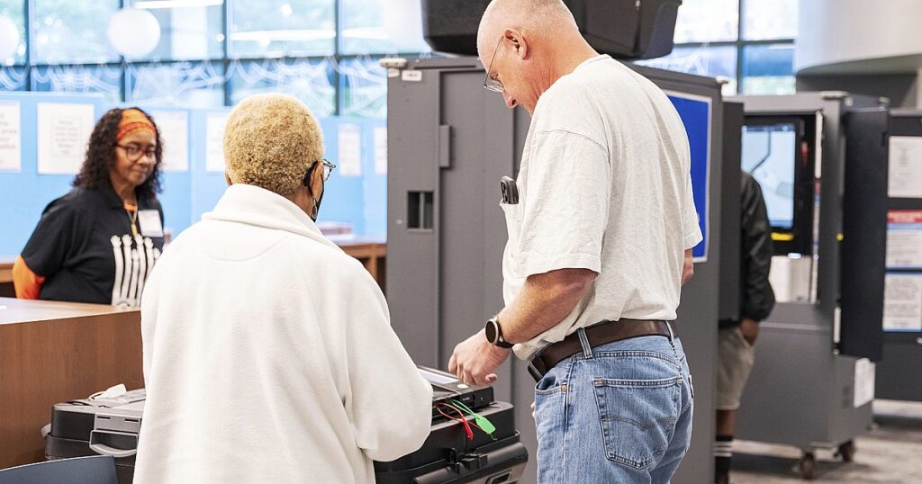 Mann aus Georgia wegen angeblicher Bombendrohung gegen Wahllokal angeklagt