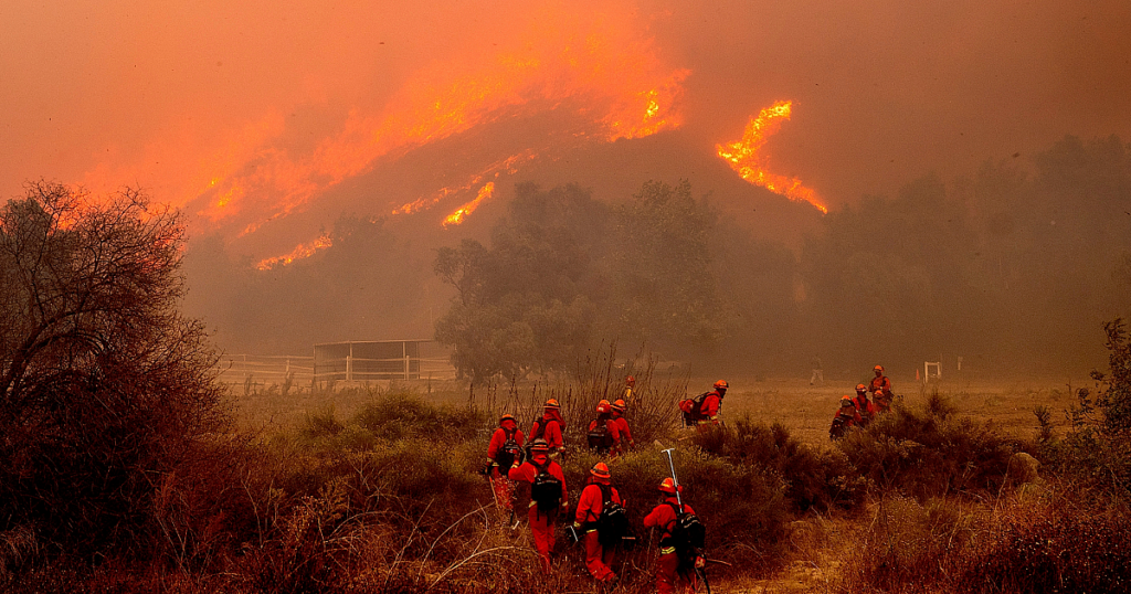 Stadtteile von Malibu werden aufgrund eines Feuers in Südkalifornien evakuiert