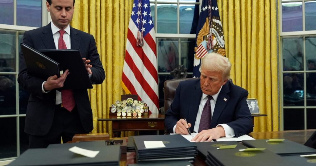 Trump übt die Macht des Stifts aus