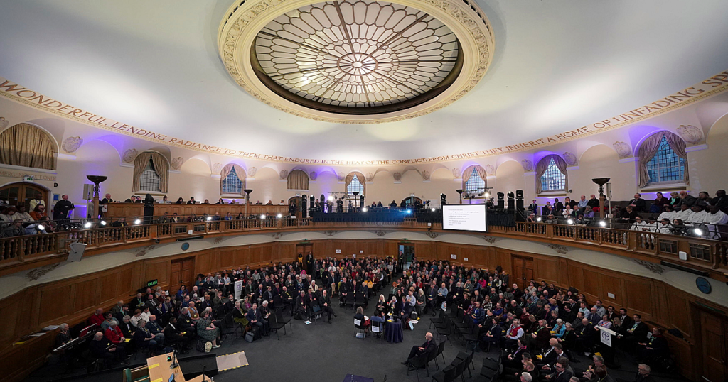 Church of England verzögert die Schaffung eines unabhängigen Missbrauchswächters