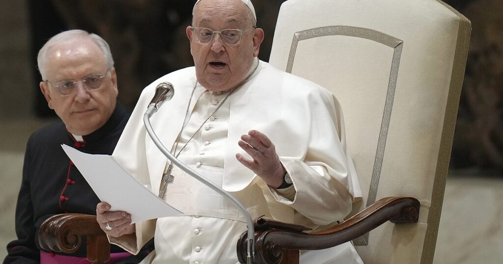 Papst Franziskus schlägt Trump -Deportationen im Klerusbrief