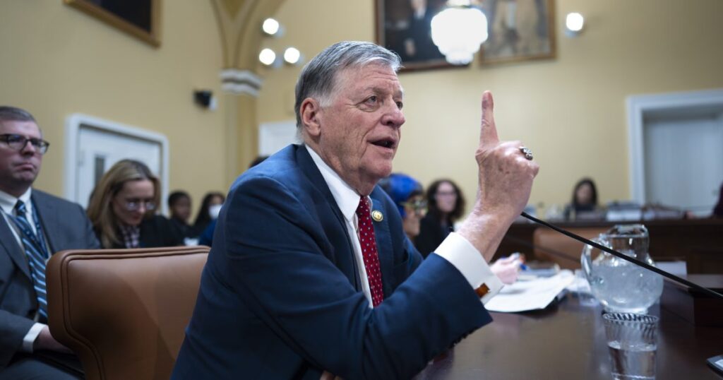 Den Doge -Schnitte kleben lassen