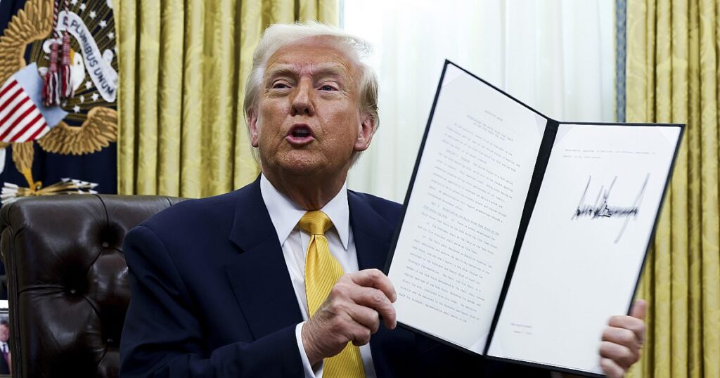 Trump Signs Order SCRINGing Student Loan Program