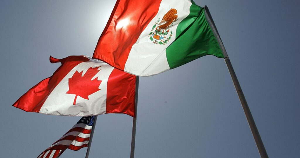 US -Zölle in Mexiko, Kanada, beginnt am Dienstag, sagt Trump