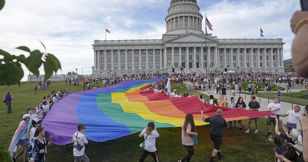 Utah begrenzt Flaggen, die legal in Regierungsgebäuden, Schulen, geflogen werden können