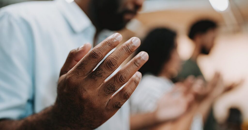 Veranstaltung in der PCA Church Stokes Spannung über Rassenministerien