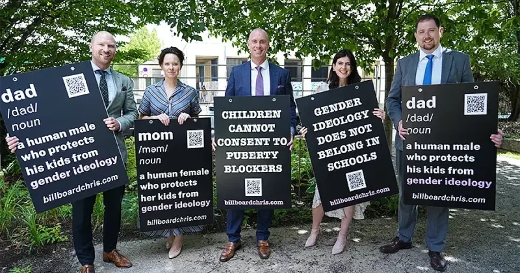 Billboard Chris, Kinderschutzaktivist, nimmt die Zensur nach unten