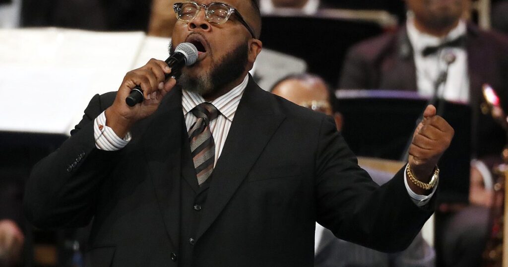 Pastor Marvin Sapp reagiert auf Anschuldigungen des Zwangszehnten nach viralem Video