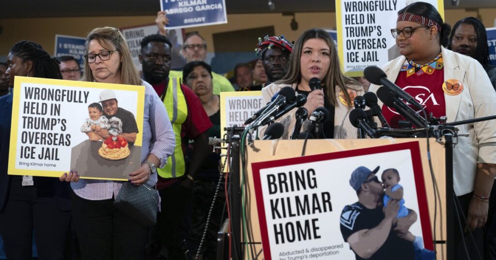 Richterbefehl zurückgeführt von Maryland Mann, der fälschlicherweise an El Salvador deportiert wurde