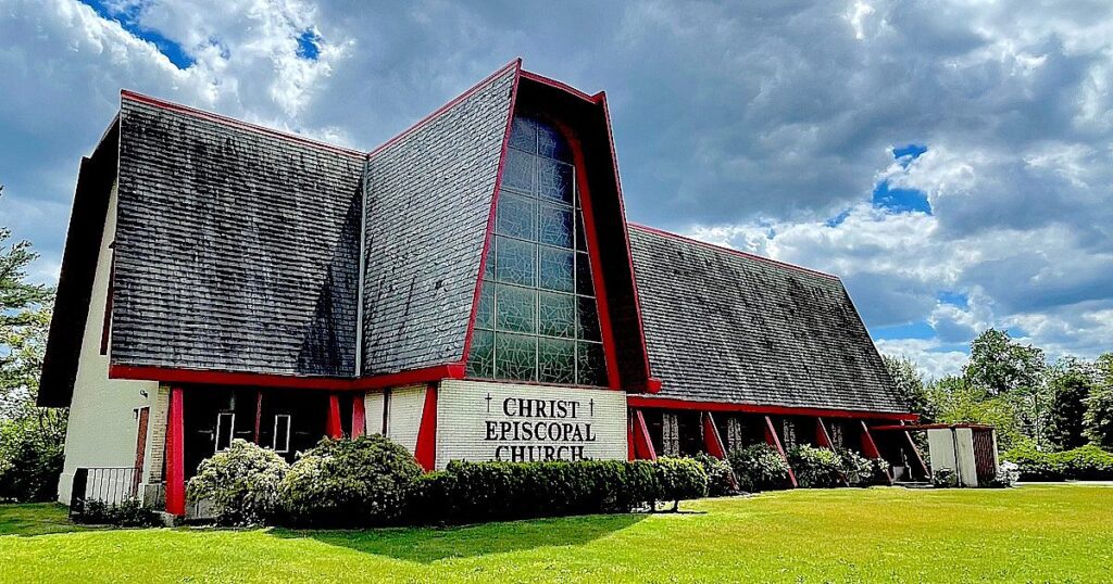 Stadt bewegt sich, um die Kirche zu beschlagnahmen, die ein Obdachlosenheim geplant hat