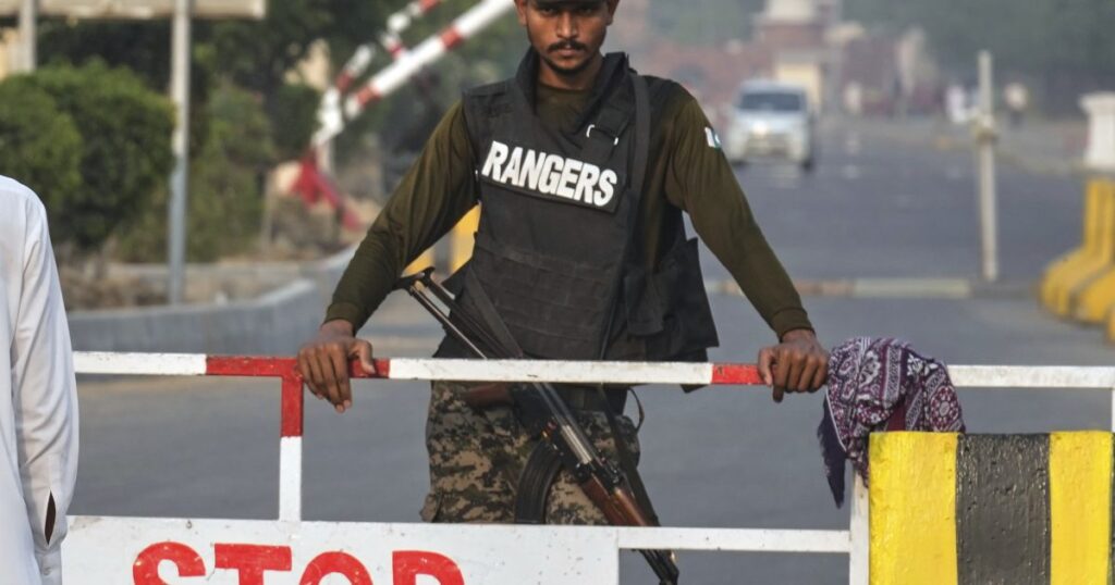 Pakistan berichtet auf die Möglichkeit eines bevorstehenden indischen Militärangriffs