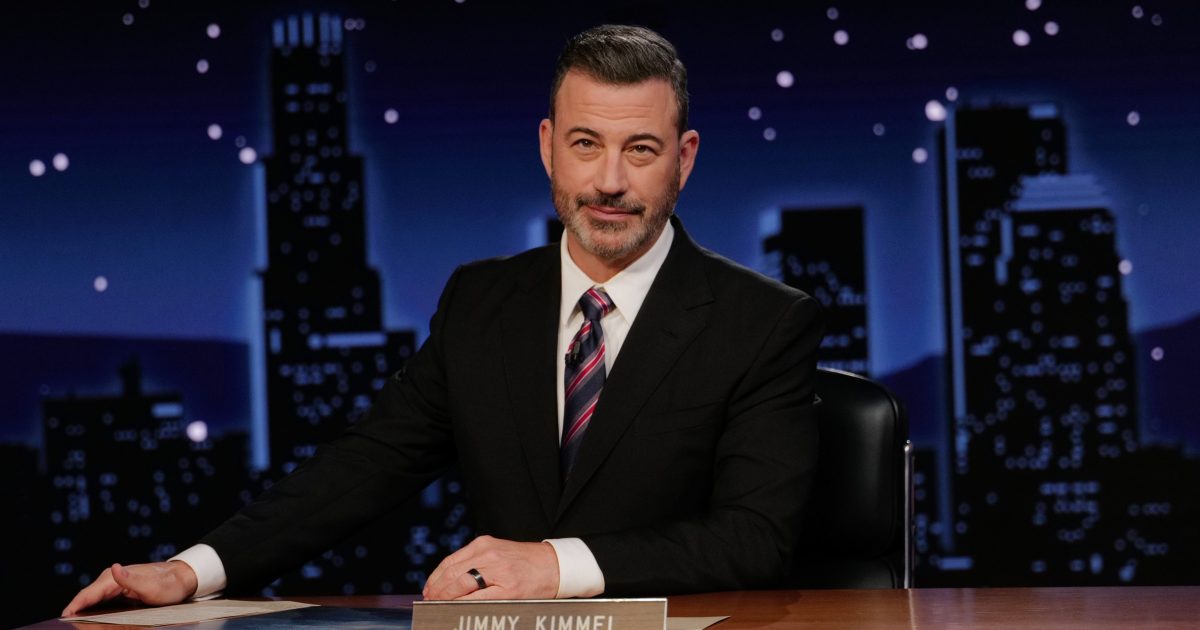 Kimmel entschuldigt sich für Kirk Kommentare; Trump Dämpfe bei der Rückkehr