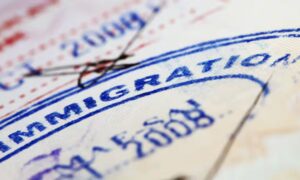 15 indischen Künstlern drohen nach einer Kulturveranstaltung in Neuseeland Strafen wegen Visumsüberschreitung: Bericht