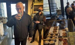 Nachdem Grok Netanjahus „Fünf-Finger“-Video als „Deepfake“ bezeichnet hat, veröffentlicht ein Café in Jerusalem Fotos des israelischen Premierministers beim Kaffeetrinken