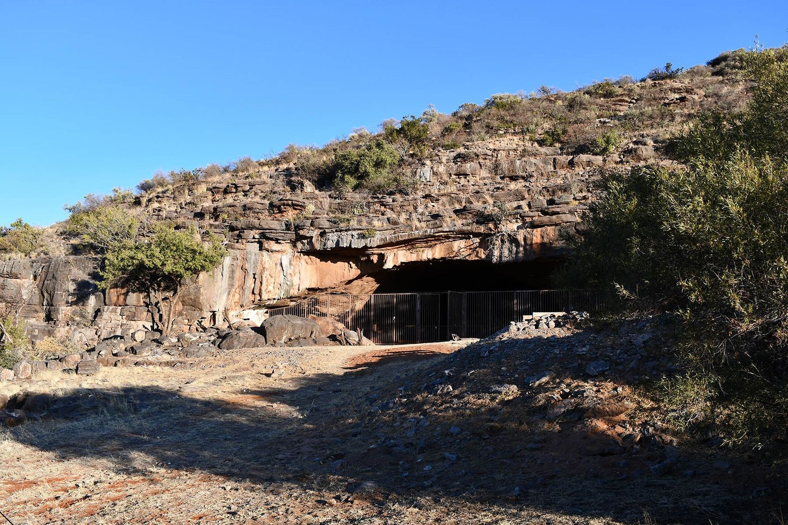 Frühe Menschen haben möglicherweise vor 1,8 Millionen Jahren Feuer eingesetzt und damit das Alter des ältesten bekannten Beweises für diese Leistung fast verdoppelt