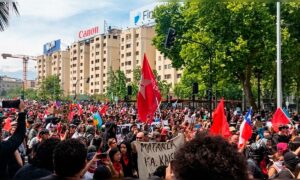 Chiles Regierung meldet Festnahmen von 110 Personen nach Protesten zum Jahrestag des Sozialprotests 2019