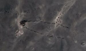 55-Meter-langes Steingrab mit „Antennen“ in der Sahara entdeckt – vor über 4.000 Jahren erbaut